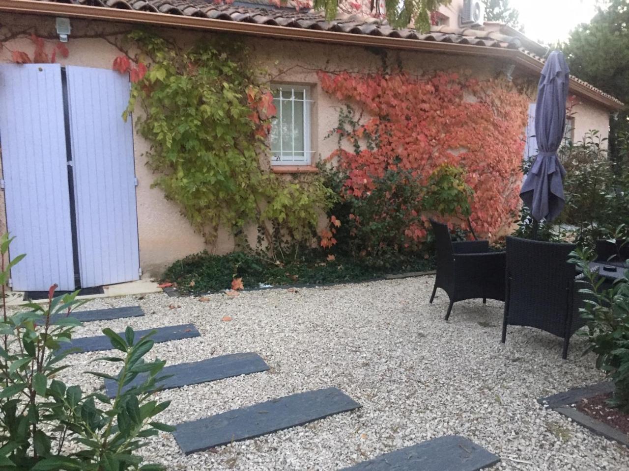 مبيت وإفطار فالونسول Le Jardin De Celina المظهر الخارجي الصورة